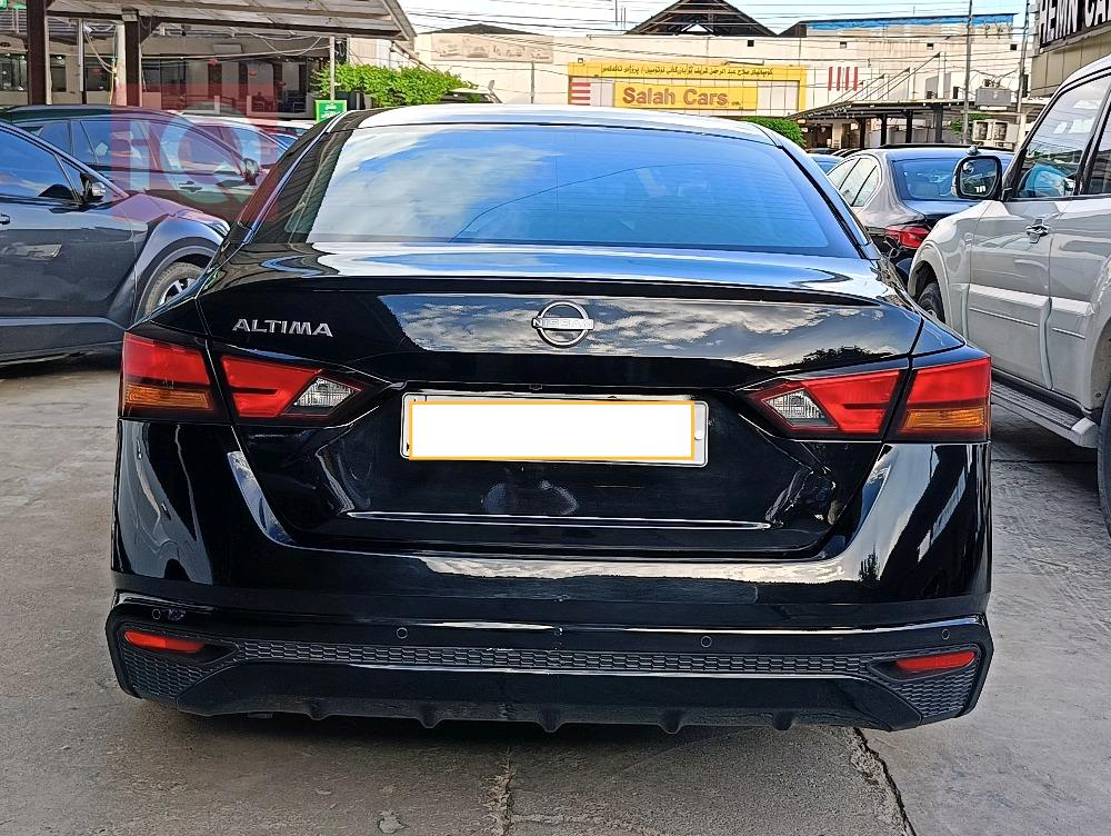 Nissan Altima